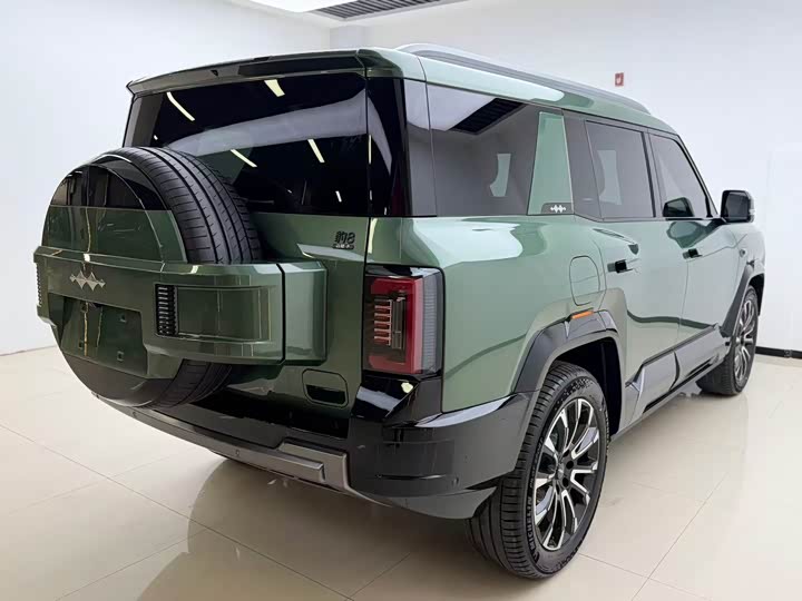 BYD FangChengBao Leopard 8, 2026 — фото 7 из 9