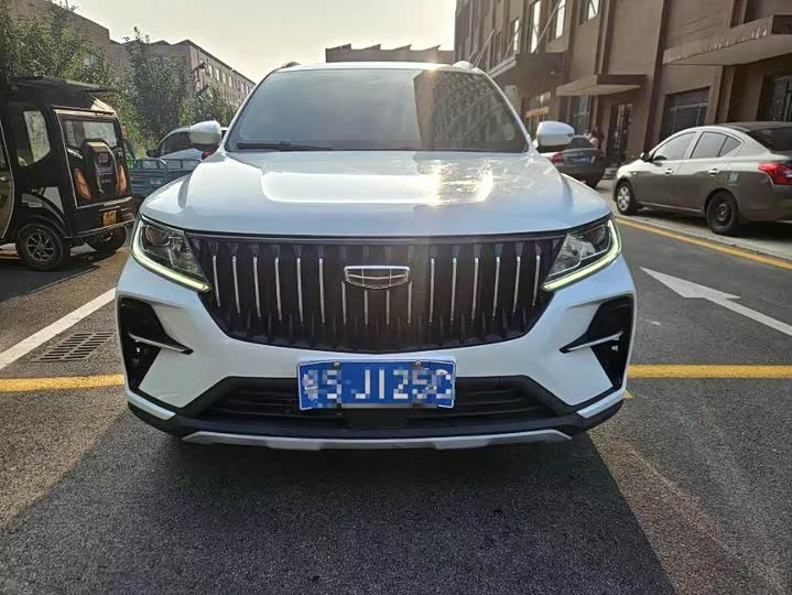 Geely Vision X6, 2022 — фото 2 из 9