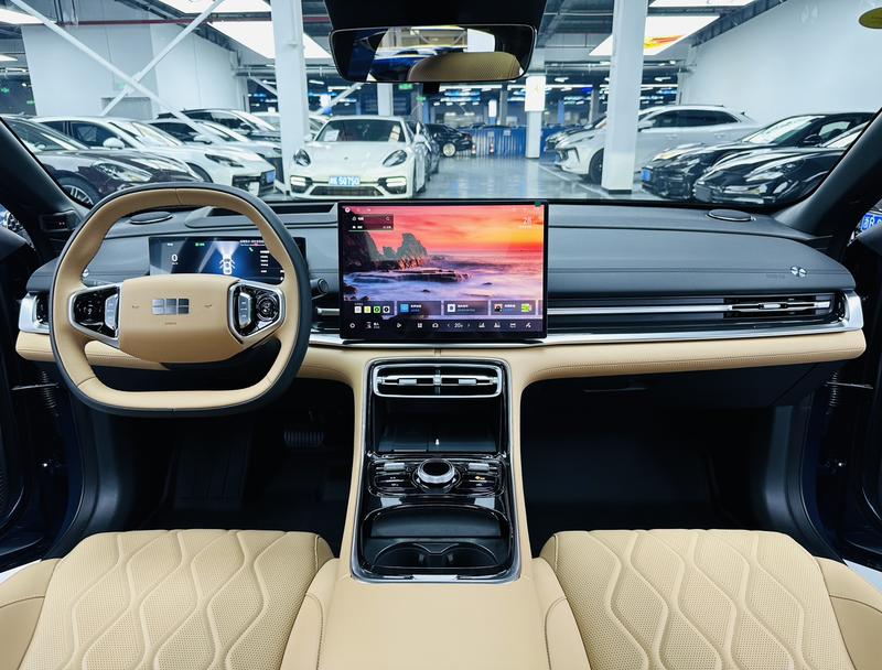 Geely Galaxy A7, 2025 — фото 8 из 12