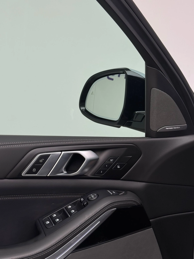 BMW X5, 2025 — фото 10 из 12