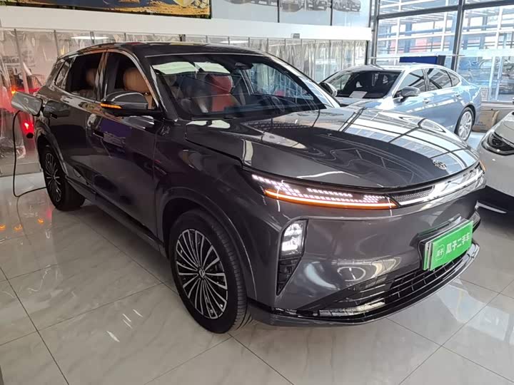 Dongfeng Aeolus L8, 2025 — фото 4 из 9