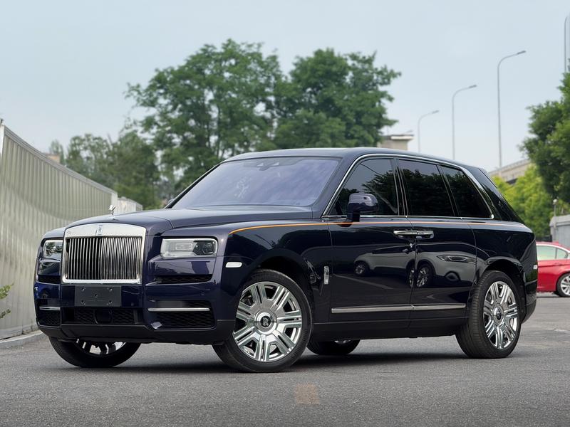Rolls-Royce Cullinan, 2023 — купить в Курске под ключ