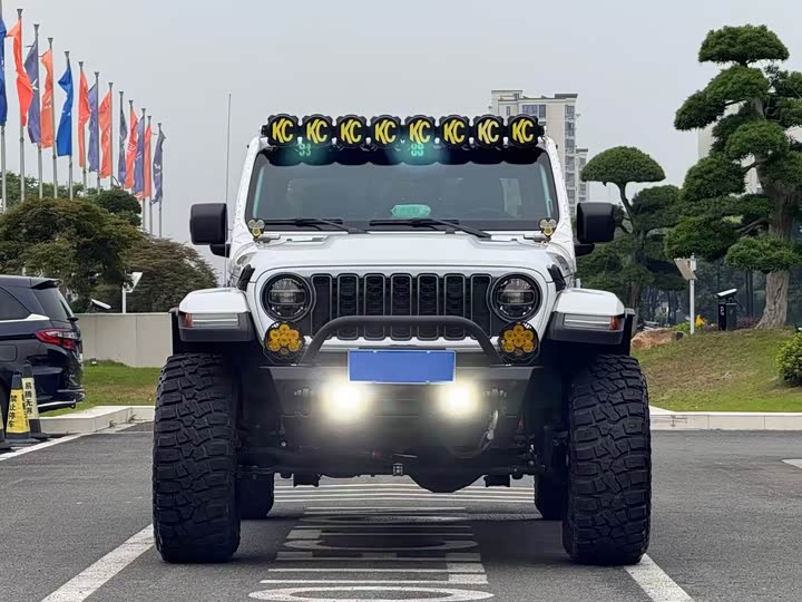 Jeep Gladiator, 2022 — фото 2 из 9