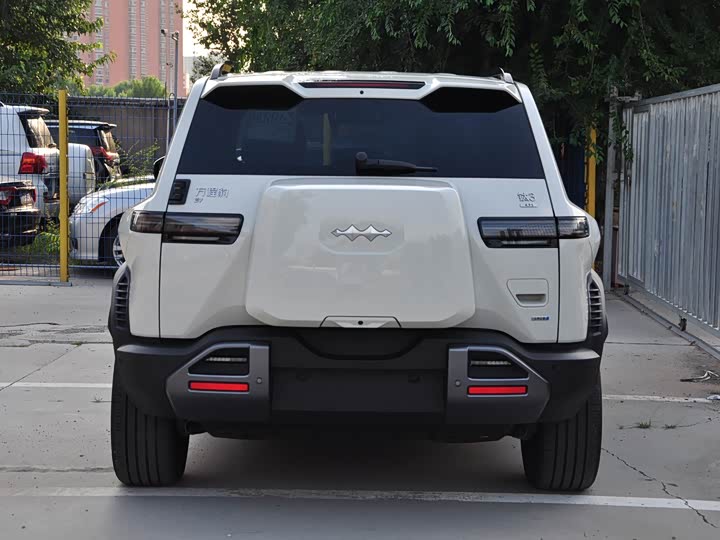 BYD FangChengBao Titanium 3 (Tai 3), 2025 — фото 5 из 9