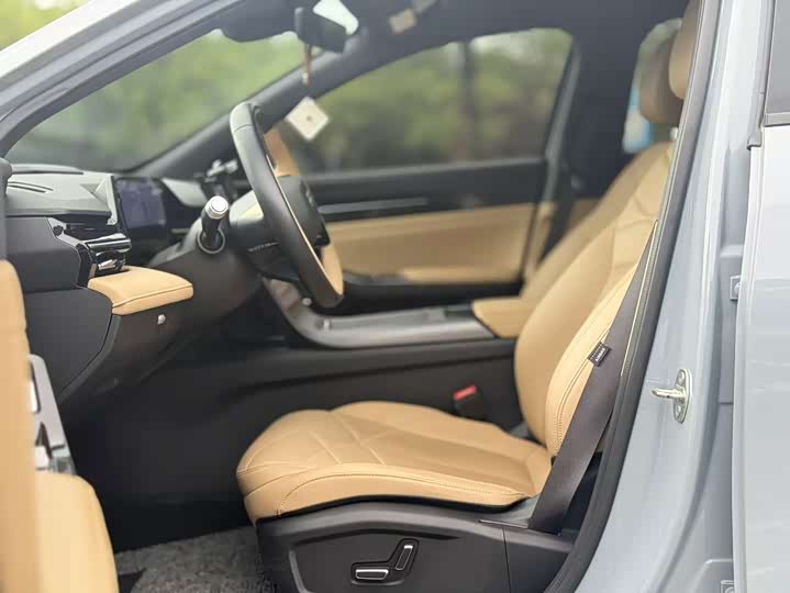 Geely Galaxy L6, 2023 — фото 7 из 9