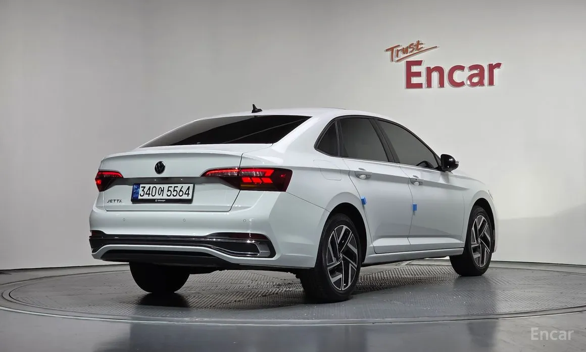 Volkswagen Jetta, 2022 — фото 2 из 12