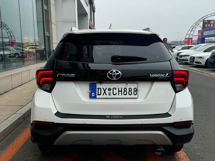 Toyota Yaris L Hatchback, 2022 — фото 5 из 9