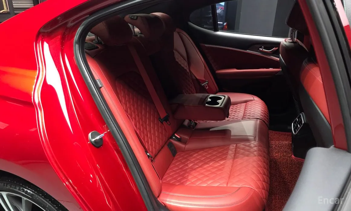 Genesis G70, 2023 — фото 11 из 12