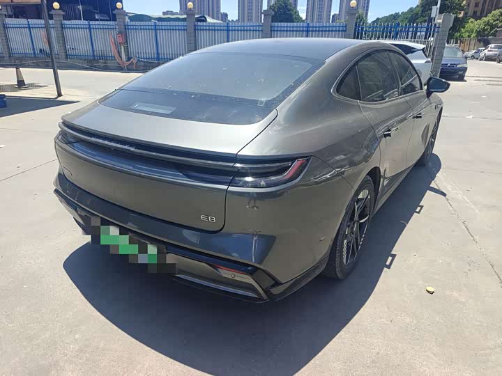 Geely Galaxy E8, 2024 — фото 5 из 7