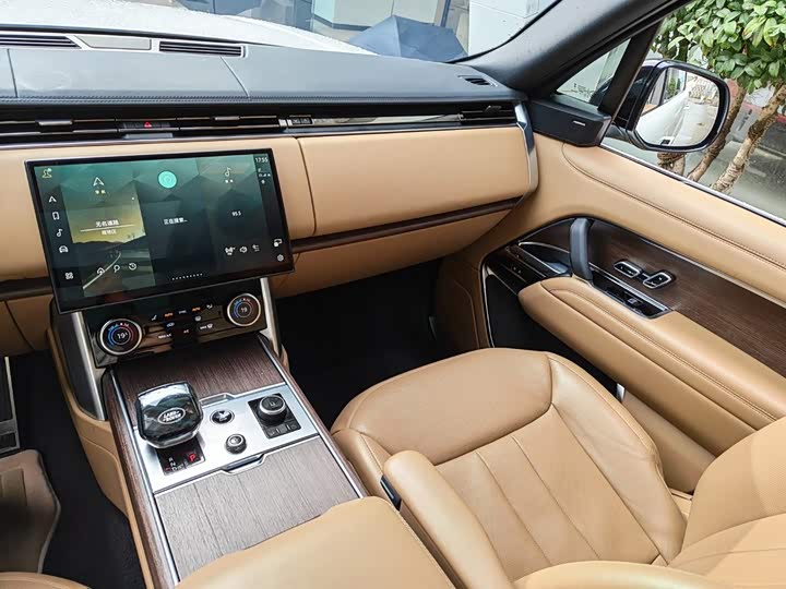 Land Rover Range Rover, 2023 — фото 8 из 9