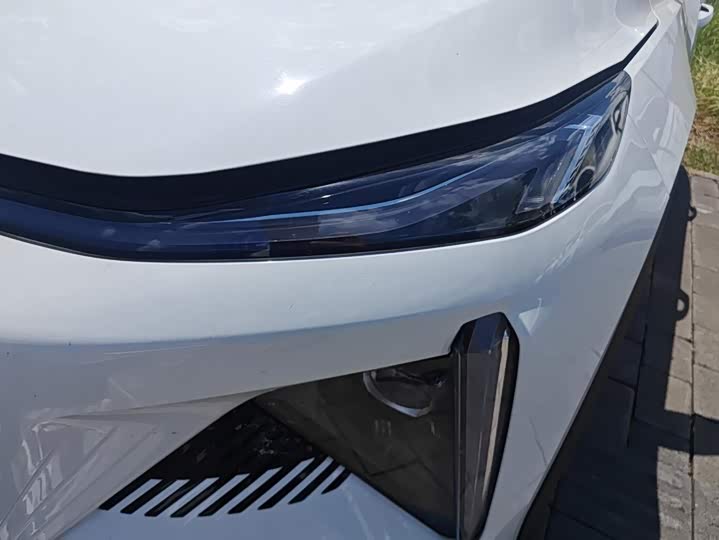 Geely Galaxy L7, 2024 — фото 5 из 9