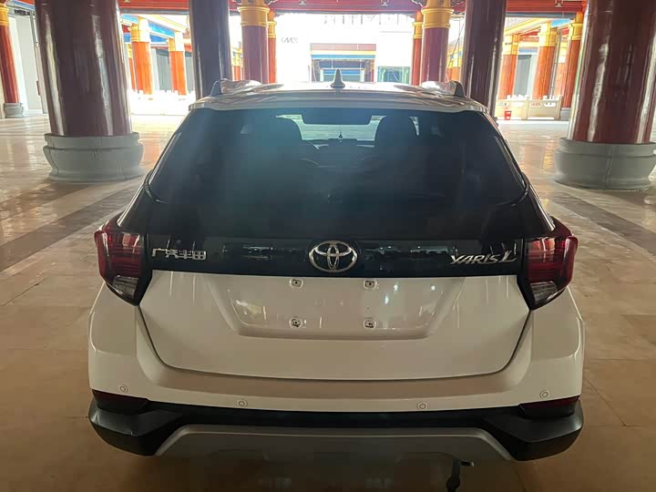 Toyota Yaris L Hatchback, 2022 — фото 5 из 9