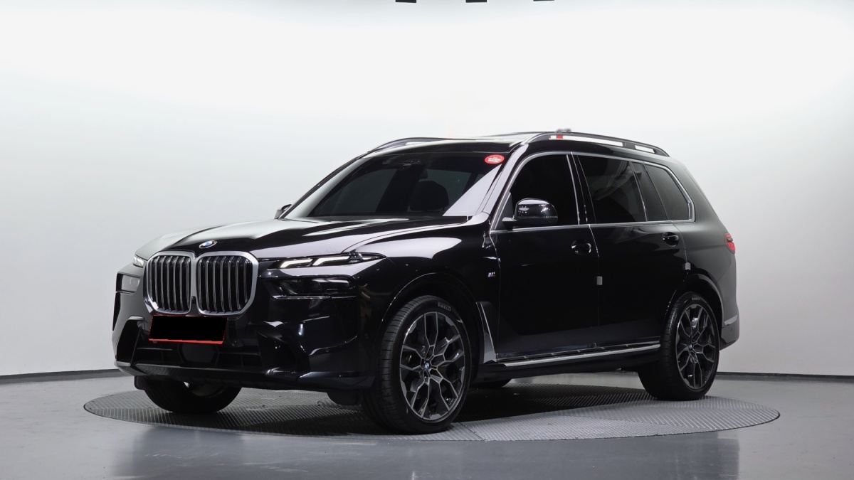 BMW X7, 2025 — купить в Санкт-Петербурге под ключ