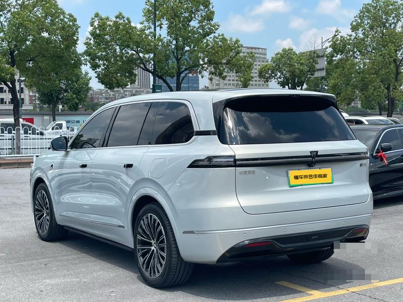 Changan Deepal S09, 2025 — фото 4 из 12