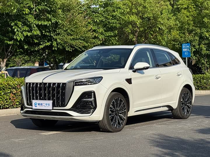 Hongqi HS5, 2023 — купить в Самаре под ключ