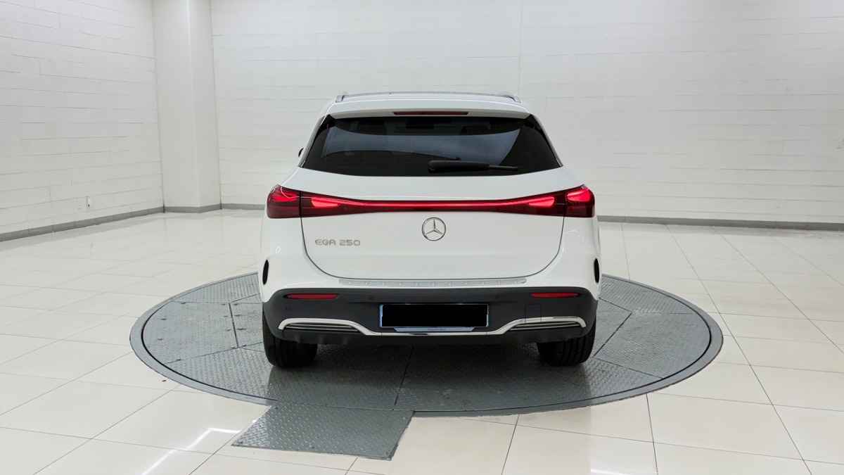 Mercedes-Benz EQA, 2025 — фото 4 из 12