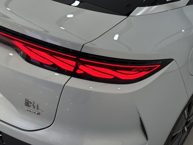 BYD Han L, 2025 — фото 7 из 12