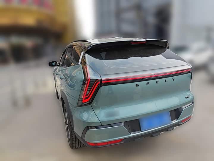 Geely Atlas L, 2025 — фото 7 из 9
