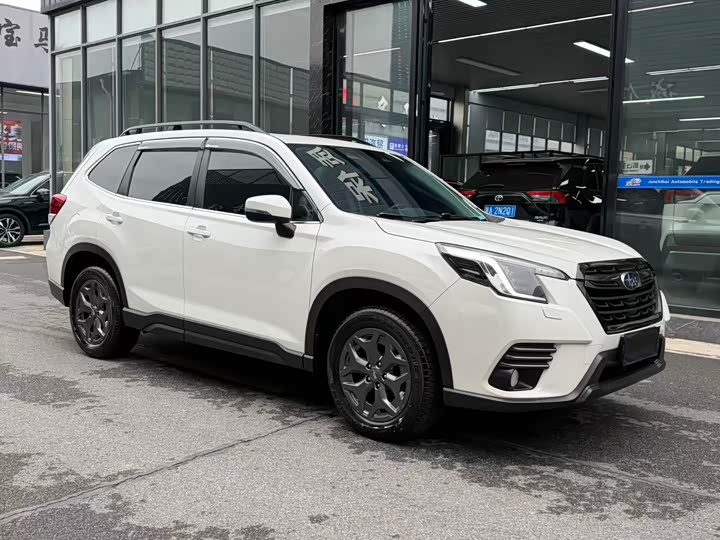 Subaru Forester, 2022 — фото 4 из 9