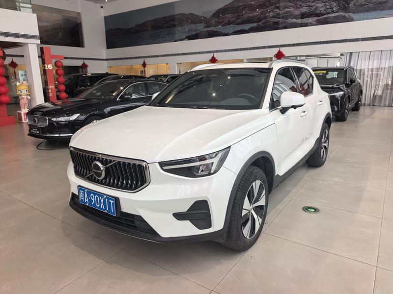 Volvo XC40, 2023 — купить в Смоленске под ключ
