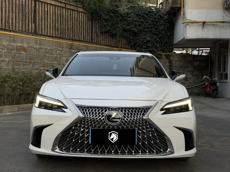 Lexus ES, 2025 — фото 2 из 12