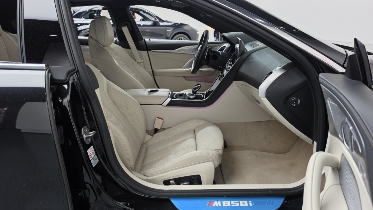 BMW 8 Series, 2022 — фото 10 из 12