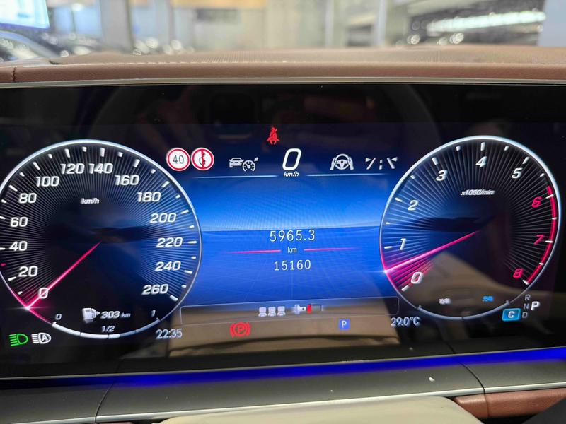 Mercedes-Benz Maybach GLS, 2024 — фото 8 из 11