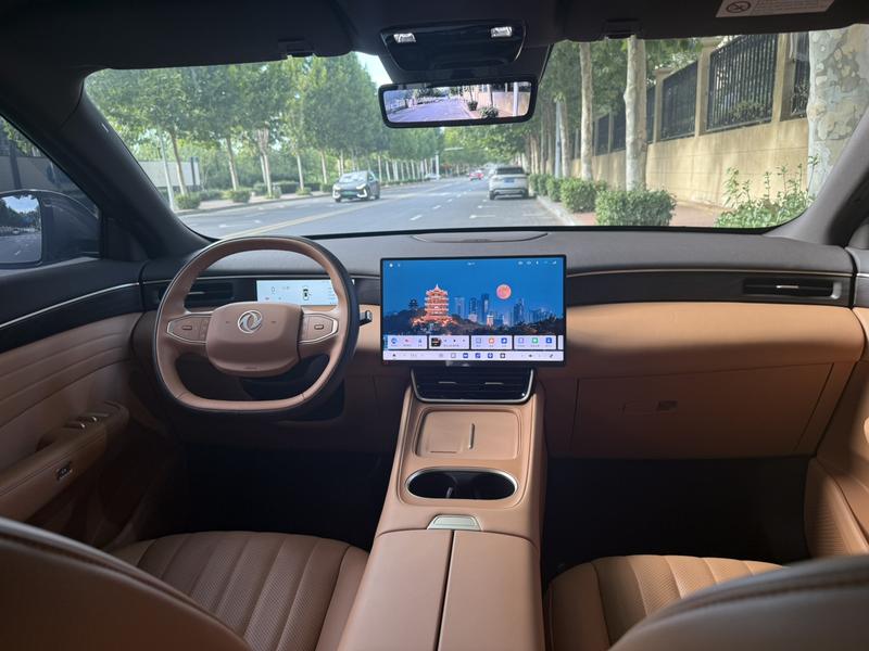 Dongfeng Aeolus L8, 2025 — фото 7 из 12