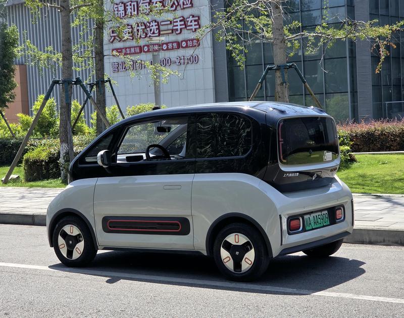 Baojun KiWi EV, 2022 — фото 5 из 11