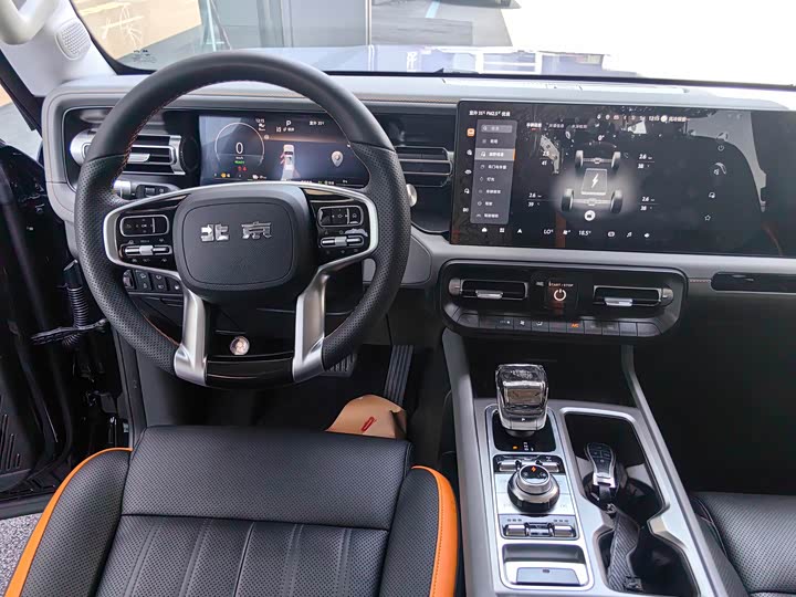BAIC Beijing BJ40 Hybrid, 2025 — фото 9 из 9