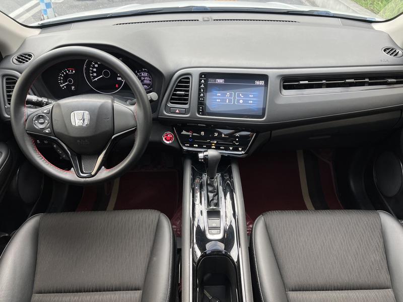 Honda Vezel, 2022 — фото 8 из 12