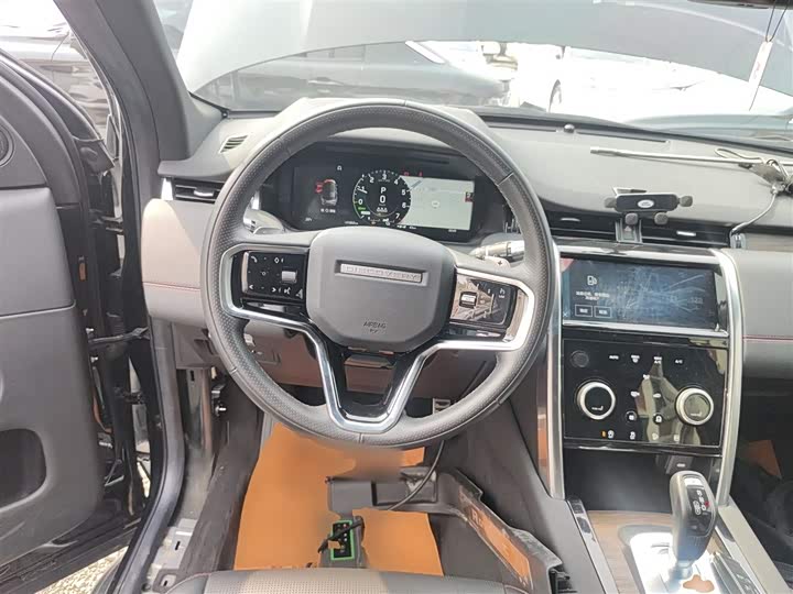 Land Rover Discovery Sport Hybrid, 2022 — фото 7 из 9