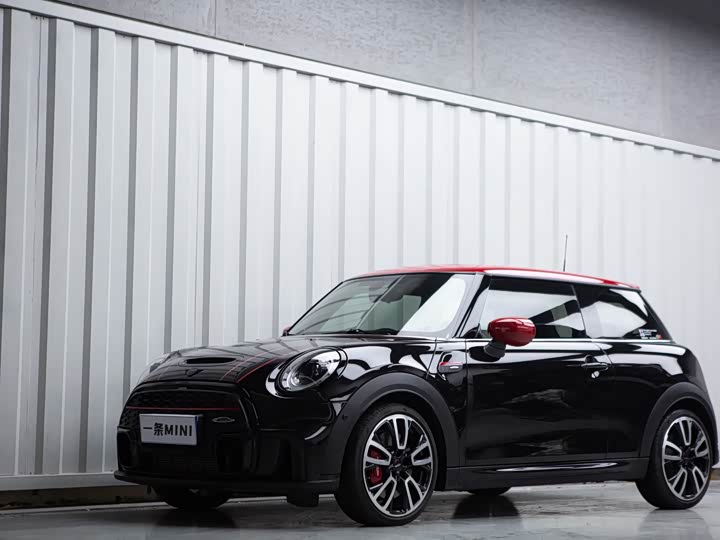 Mini Mini JCW, 2022 — купить в Воронеже под ключ