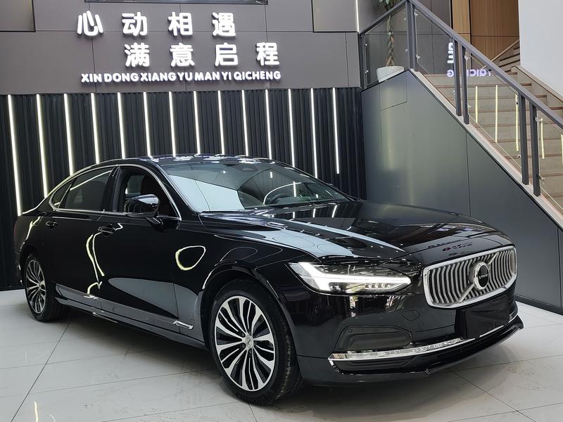 Volvo S90, 2024 — фото 3 из 9