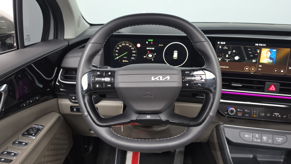Kia Carnival, 2025 — фото 12 из 12