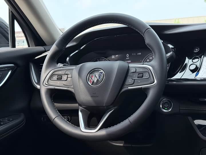 Buick Envision Plus, 2022 — фото 8 из 9