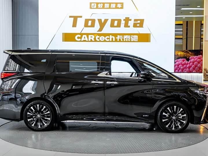 Toyota Alphard, 2025 — фото 4 из 9