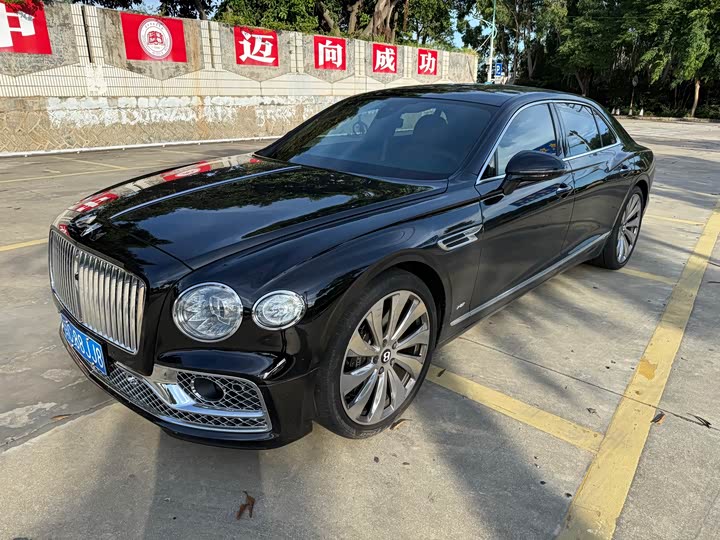 Bentley Flying Spur, 2021 — купить в Йошкар-Оле под ключ