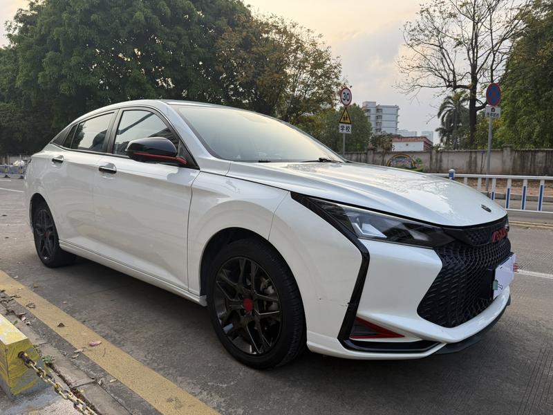 Dongfeng Aeolus Yixuan, 2022 — фото 3 из 12