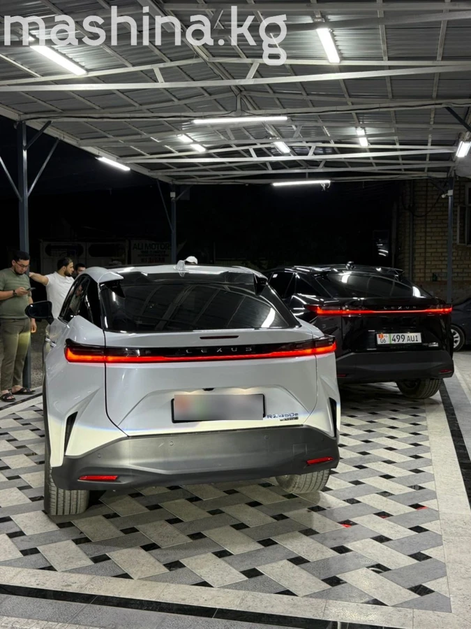 Lexus RZ, 2023