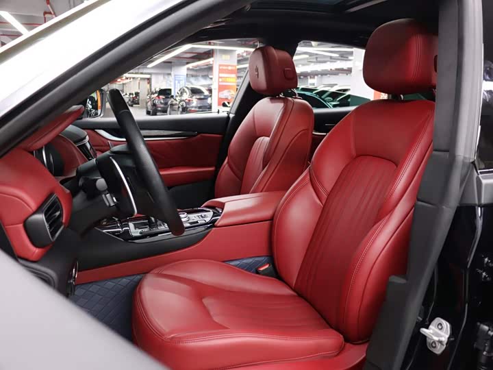 Maserati Levante, 2021 — фото 5 из 9