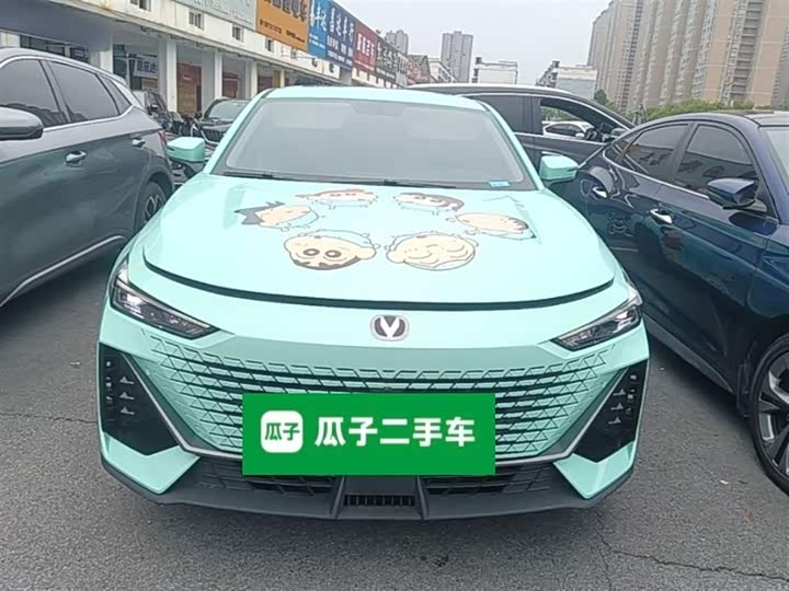 Changan UNI-V Hybrid, 2023 — фото 3 из 9