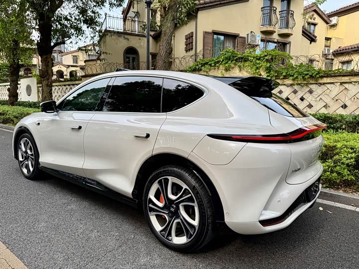 IM motors LS7, 2022 — фото 5 из 9