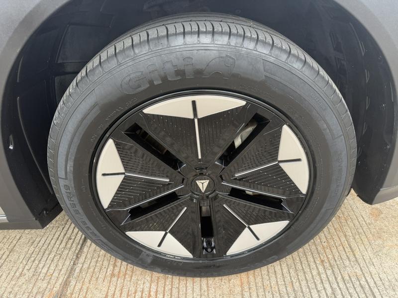 Changan Deepal S07 (S7), 2023 — фото 9 из 12