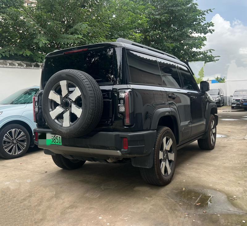 BAIC Beijing BJ40 Hybrid, 2025 — фото 6 из 10