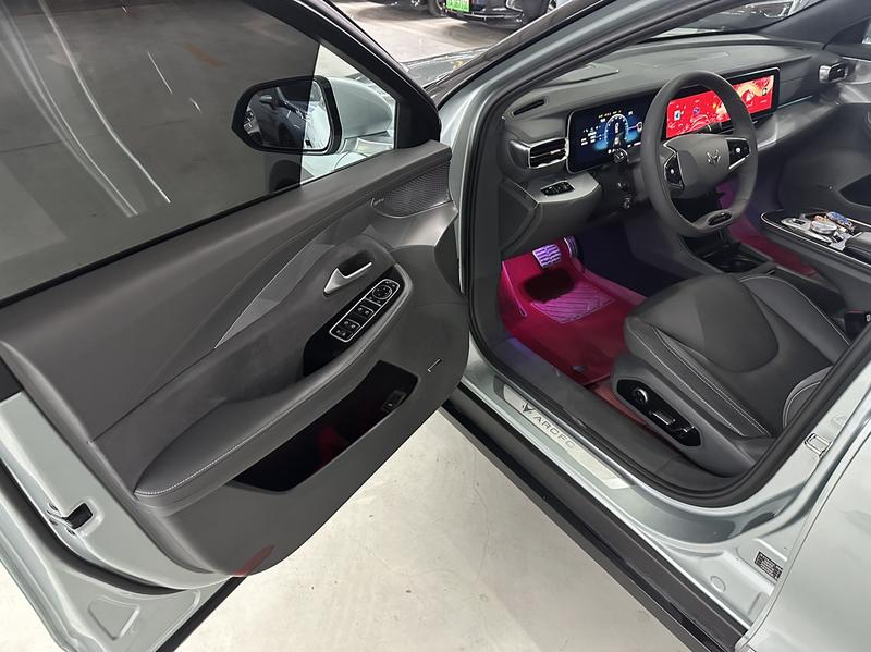 BAIC Arcfox Alpha S, 2021 — фото 12 из 12