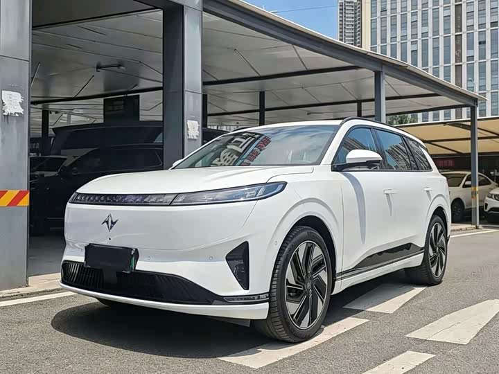 Dongfeng Yipai eπ 008, 2024 — купить в Йошкар-Оле под ключ