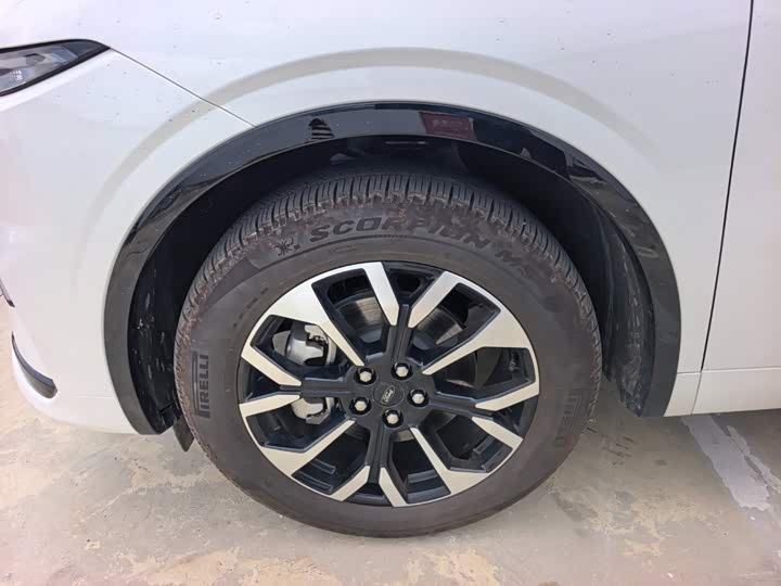 Ford Edge, 2025 — фото 8 из 9