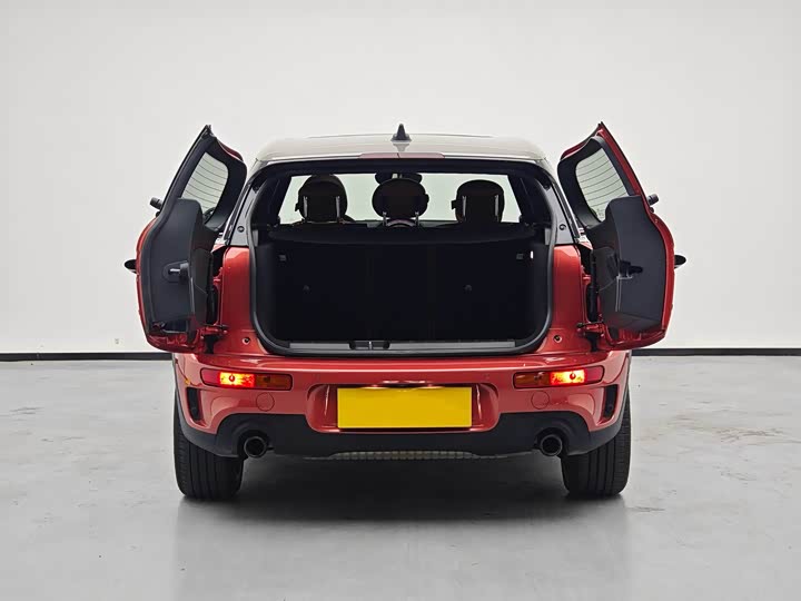 Mini Clubman, 2023 — фото 5 из 9