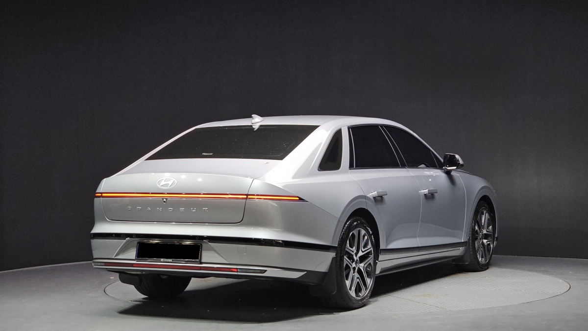 Hyundai Grandeur, 2022 — фото 2 из 12